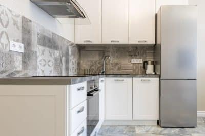 Comparativo entre geladeiras defrost e frost free