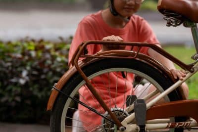 Dúvidas comuns sobre adultos andarem de bicicleta aro 24